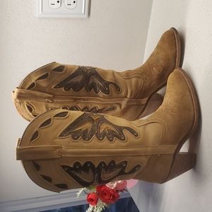 Vintage MISS CAPEZIO Western style Cowgirl boots (sz 7.5M)